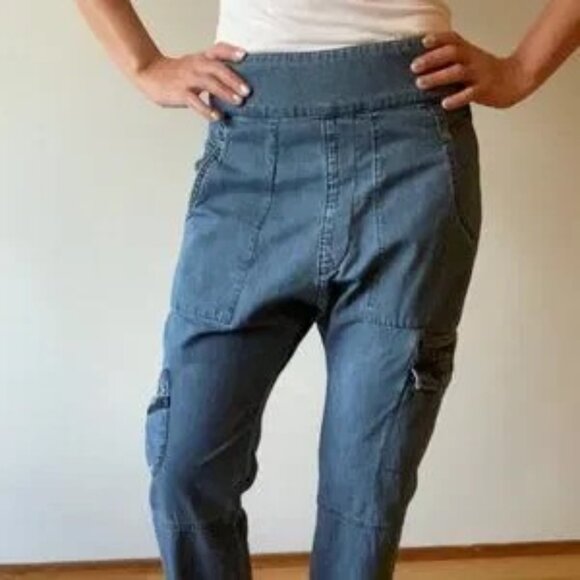 Anthropologie Pilcro High-Rise Cargo Jeans - Picture 7 of 14